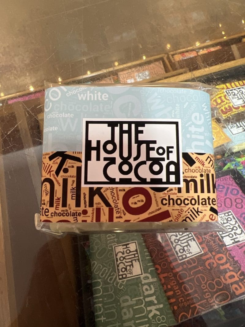 Milk and White Chocolate Half 'n' Half Harmony Half Bar