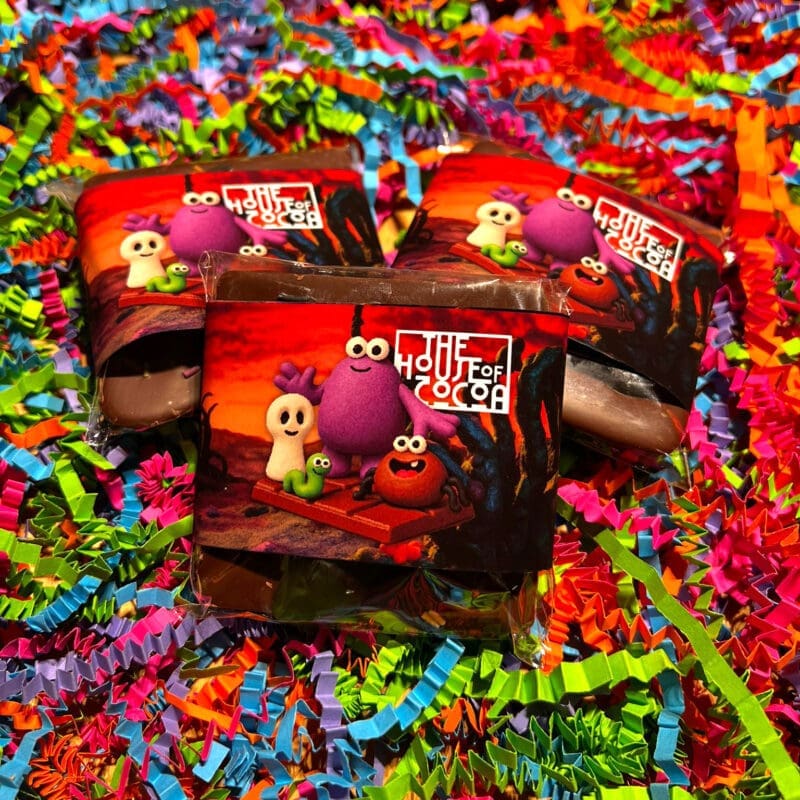 Milk Chocolate Bar with Worms, Eyes and Sprinkles - Image 2