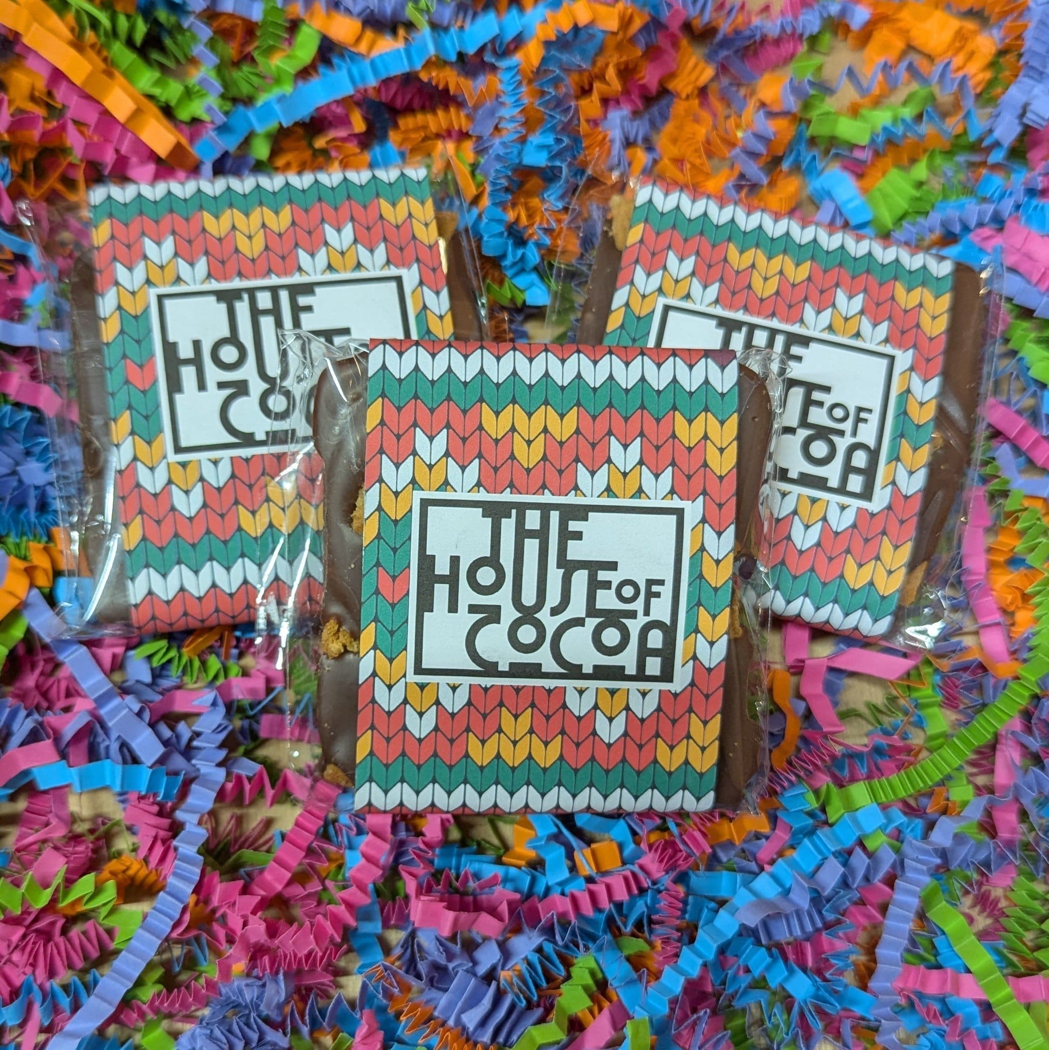 Milk Chocolate Bar with Ginger Biscuit - Image 4