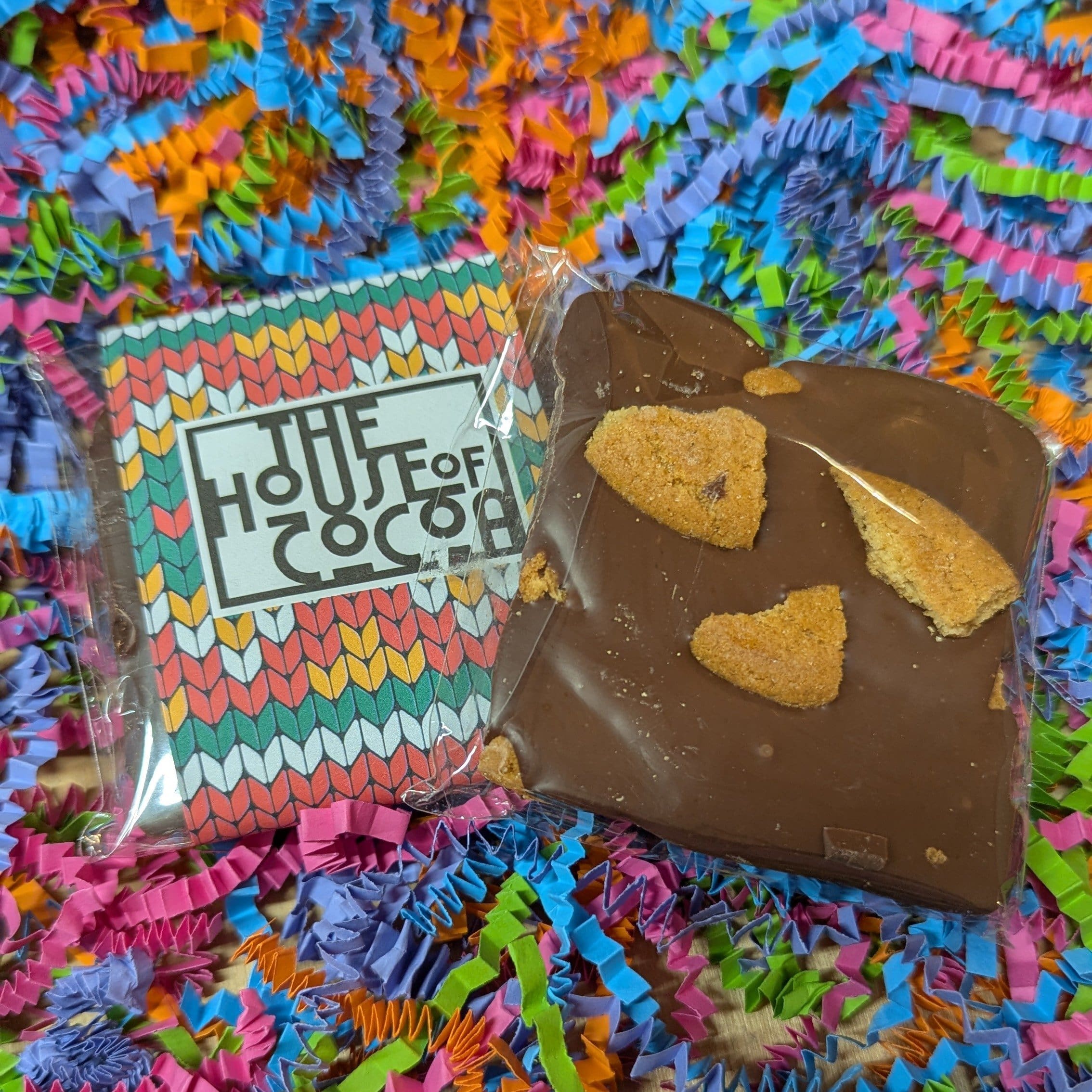 Milk Chocolate Bar with Ginger Biscuit - Image 5