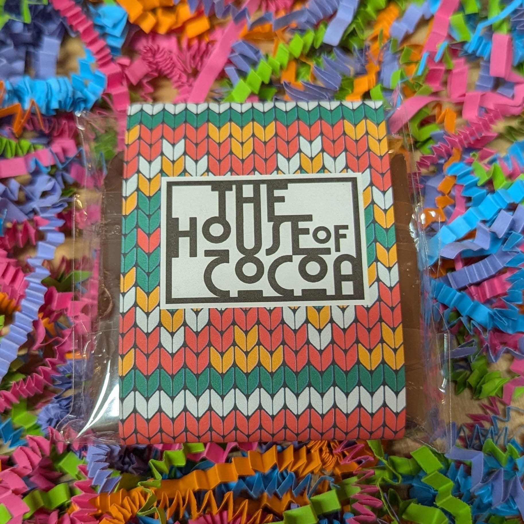 Milk Chocolate Bar with Ginger Biscuit - Image 2